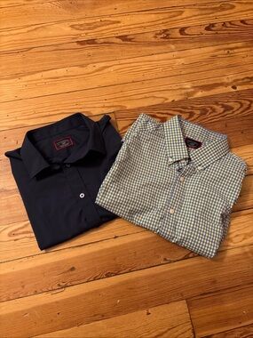 UNTUCKit Shirt Mens L Lot of 2 Button Down Short And Long Sleeve Plaid Spring